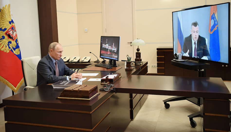 Президент России Владимир Путин (слева) и губернатор Тамбовской области Александр Никитин