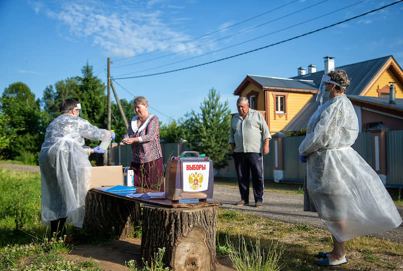 Передвижной избирательный участок в деревне Турово