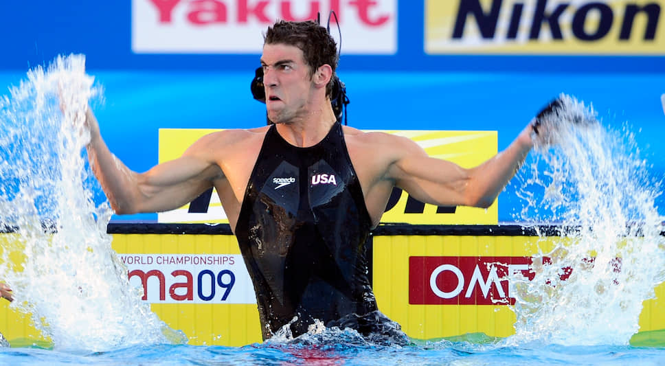 На Олимпийских играх в Греции в 2004 году Майкл Фелпс выиграл шесть золотых и две бронзовые медали, а также установил мировой рекорд на дистанции 400 м комплексным плаванием