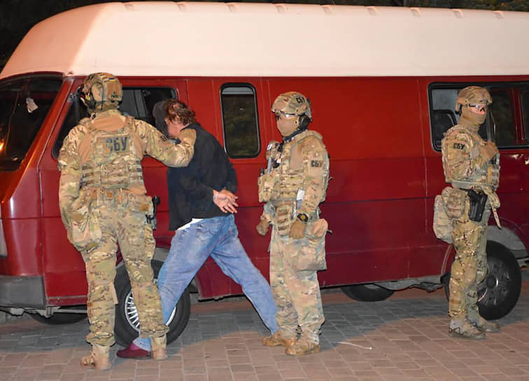 Задержание Максима Кривоша, захватившего автобус с пассажирами в Луцке