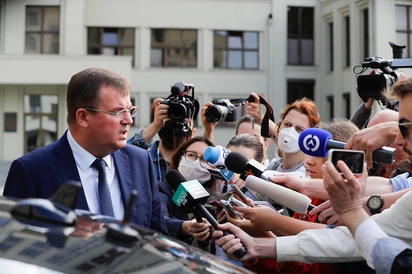 Госсекретарь Совбеза Белоруссии Андрей Равков отвечает на вопросы журналистов