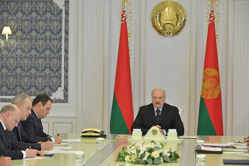 Президент Белоруссии Александр Лукашенко на заседании Совбеза Белоруссии