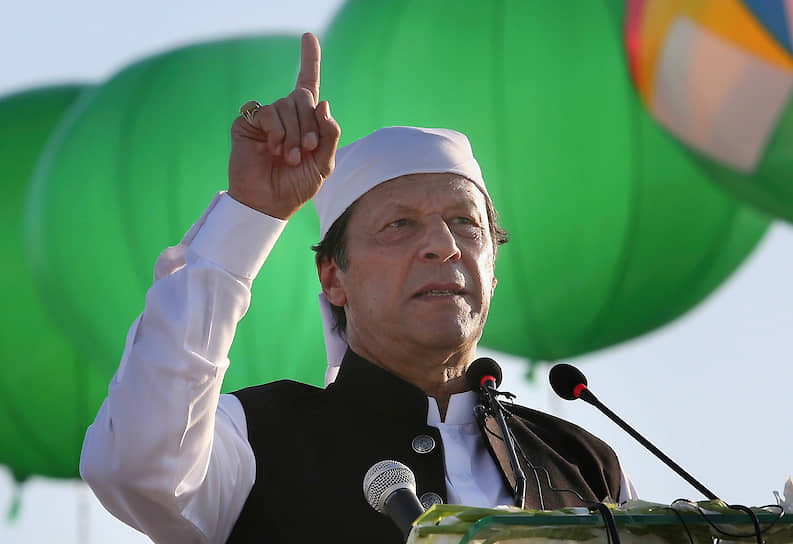 Премьер-министр Пакистана Имран Хан во время обращения к нации высказался против индийских притязаний на Кашмир