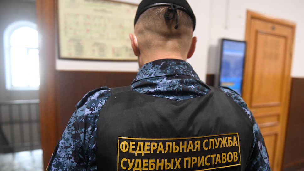 Арестованы сотрудники Минобороны, предлагавшие обеспечить за вознаграждение гособоронзаказ