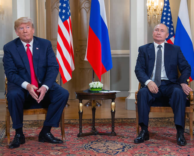 Президент США Дональд Трамп (слева) и президент России Владимир Путин