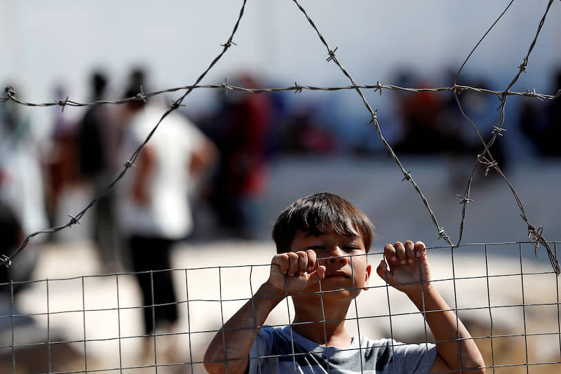 Лесбос, Греция. Ребенок в лагере для беженцев