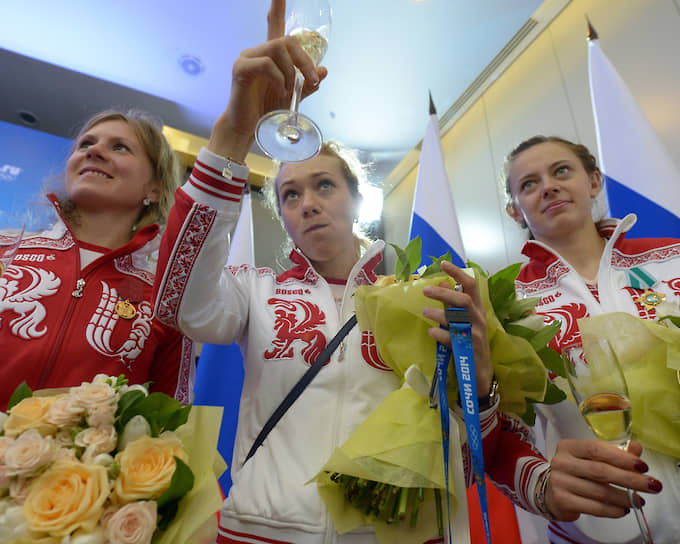 Слева направо: Яна Романова, Ольга Зайцева и Ольга Вилухина 