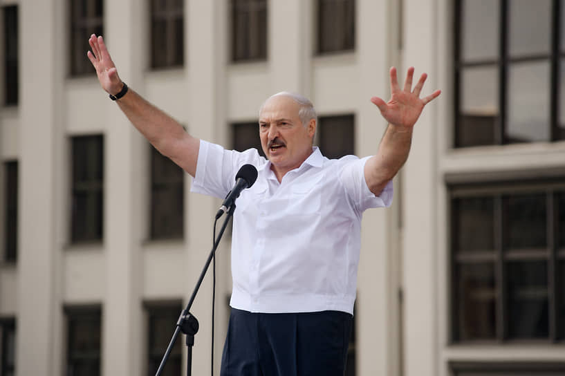 &lt;b>Президент Белоруссии Александр Лукашенко&lt;/b>&lt;br> Пост занимает 26 лет и 2 месяца — с 20 июля 1994 года. После президентских выборов 9 августа 2020 года в стране продолжаются массовые протесты против господина Лукашенко. Протестующие обвиняют его в фальсификации итогов выборов (по официальным данным, он получил 80,1% голосов)