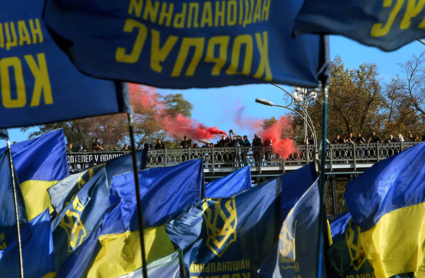 Киев, Украина. Марш активистов национал-патриотических партий и участников боевых действий на Донбассе