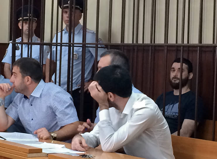 Журналист еженедельника «Черновик» Абдулмумин Гаджиев в суде