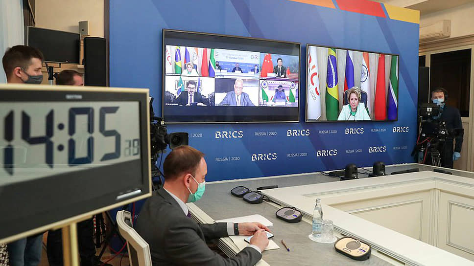 Председатели парламентов России, Индии, КНР, Бразилии и ЮАР обсудили пандемию