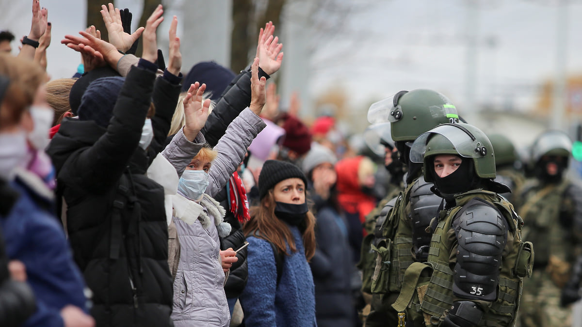 Чудо рождения митинга из толпы» - Коммерсантъ