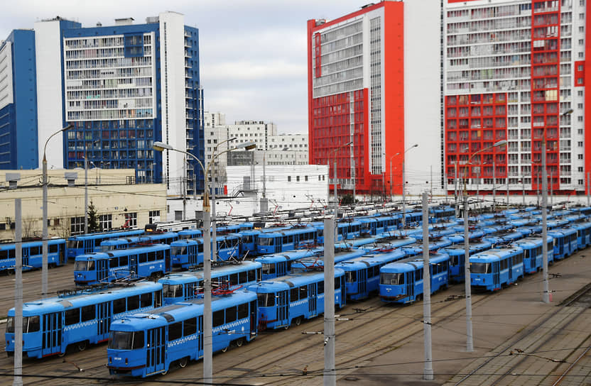 Москва, Россия. Трамваи в депо 