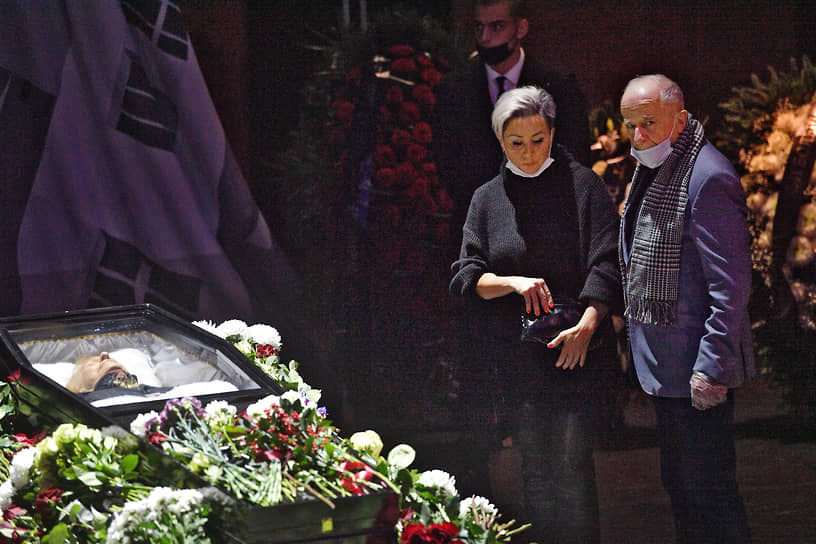 Режиссера, как сообщили в театре, похоронят во Львове, откуда он родом