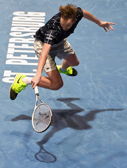 Российский теннисист Даниил Медведев во время матча против американца Рейлли Опелки