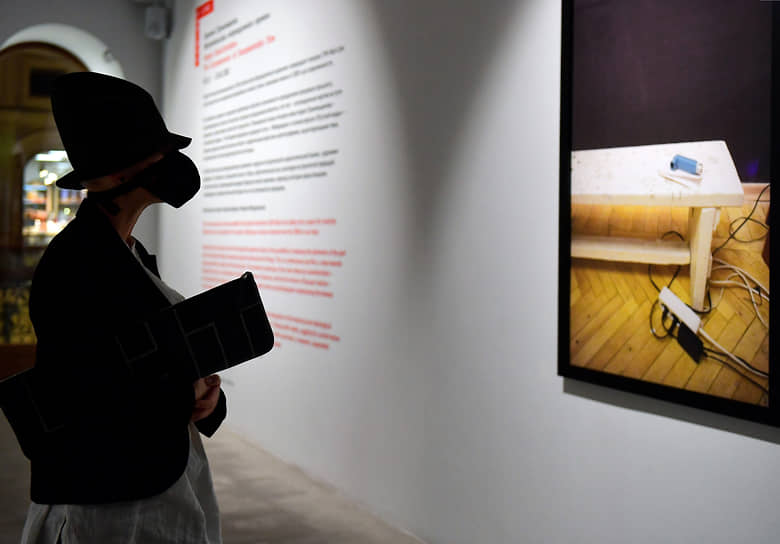 Церемония открытия выставки художника Евгения Гранильщикова «Обстоятельства непреодолимого времени» в галерее ГУМ-Red-Line