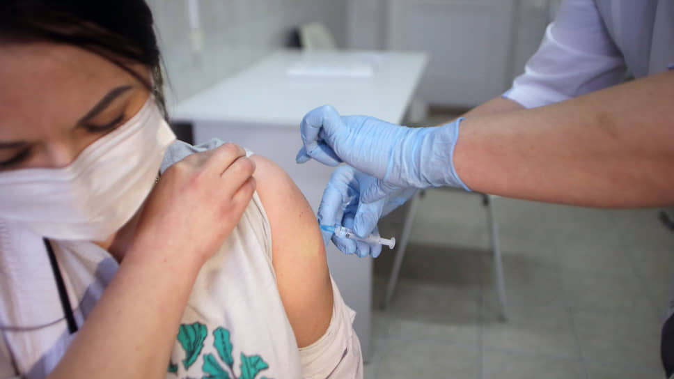 Добровольно-обязательная вакцинация – Общество – Коммерсантъ