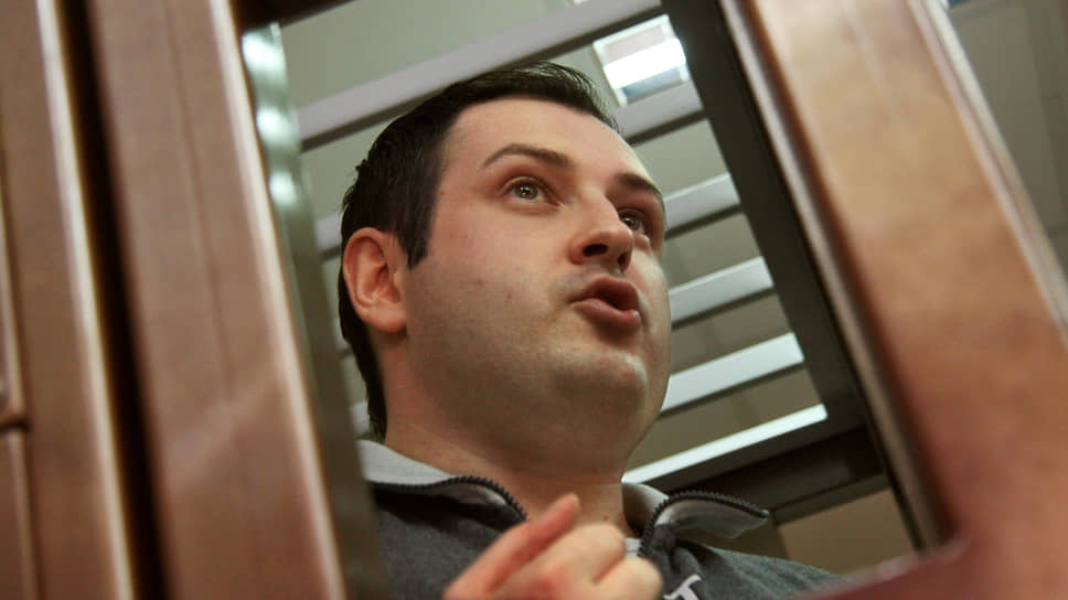 Бывший мэр Тамбова Максим Косенков, обвиняемый в похищении человека, во время прения сторон в Нагатинском суде в 2008 году