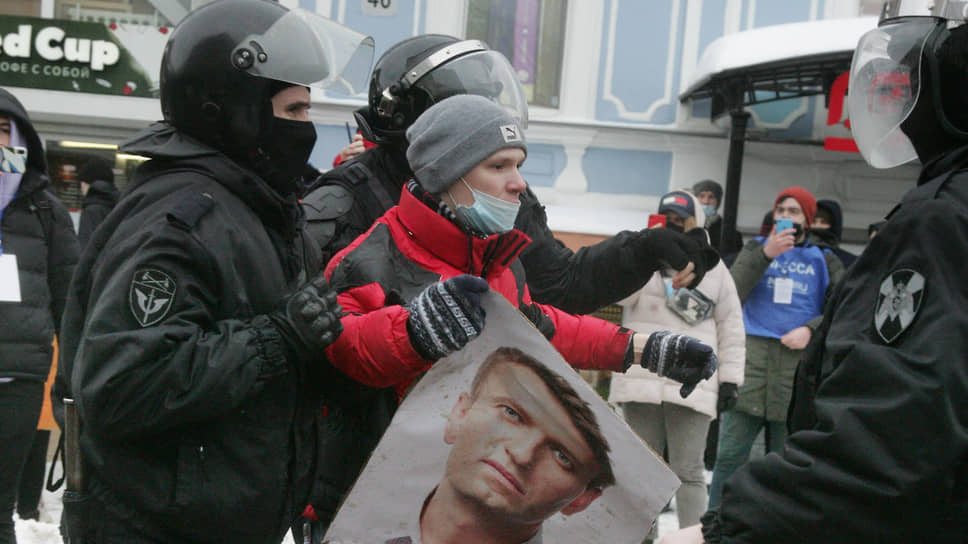 Задержание участника акции в Нижнем Новгороде