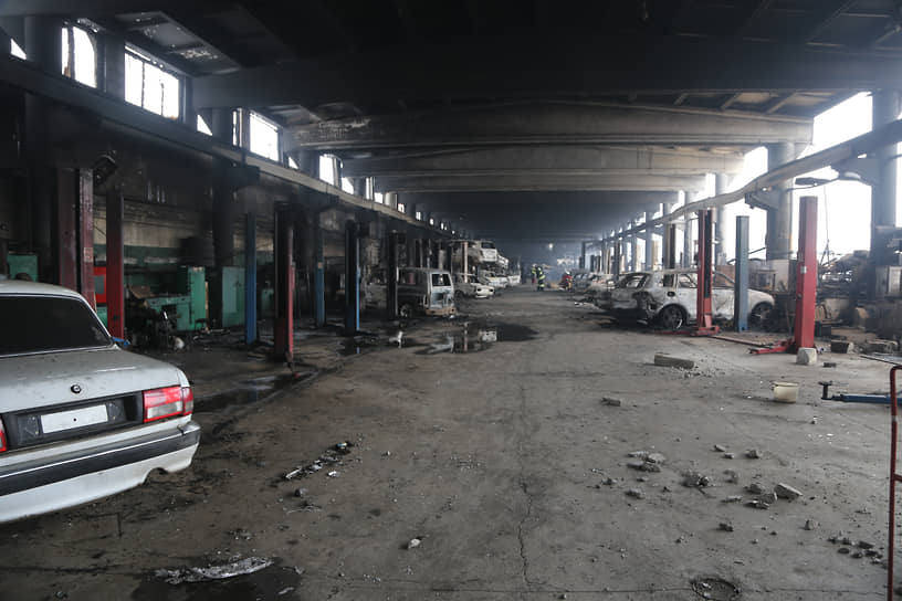 Последствия пожара на складе автозапчастей