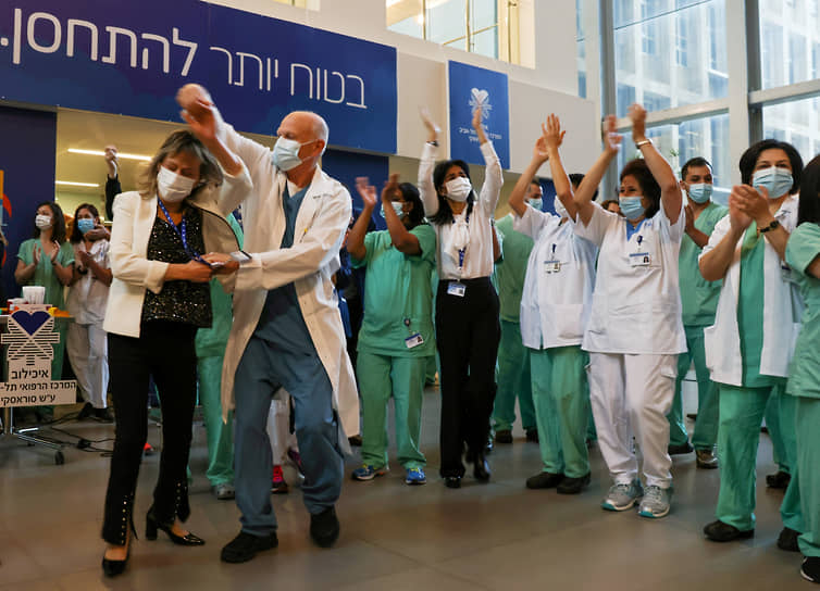Почти 100% процентов сотрудников израильских домов престарелых прошли вакцинацию