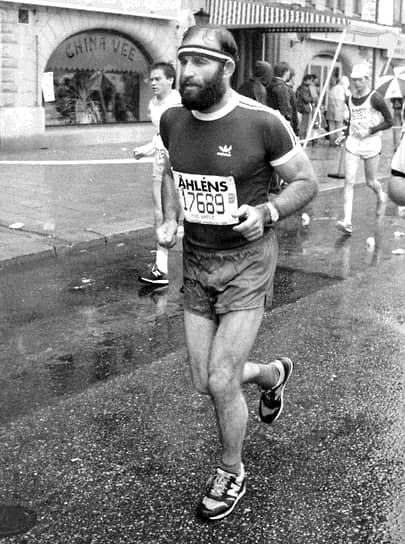 В период своего второго пребывания в тюрьме строгого режима Миро Барешич периодически получал краткосрочные отпуска, один из которых он использовал для участия в Стокгольмском марафоне