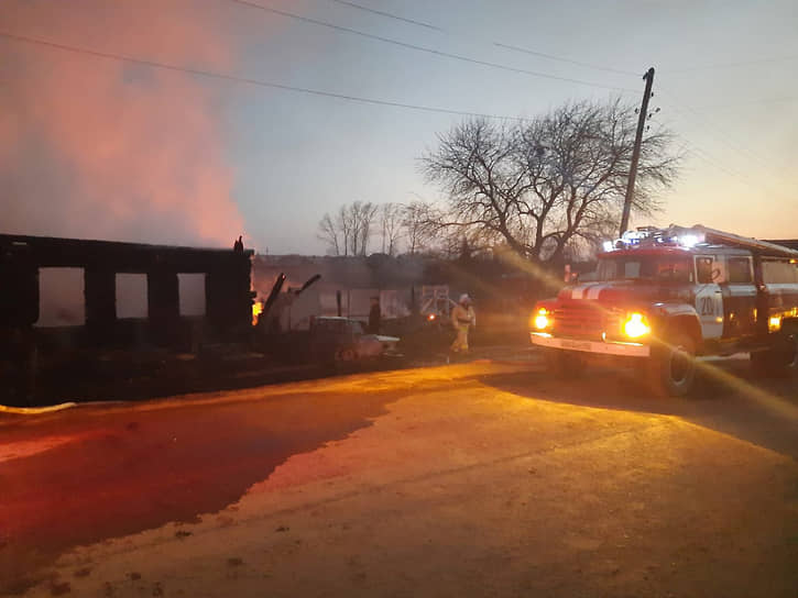 Пожар в частном доме в деревне Бызово