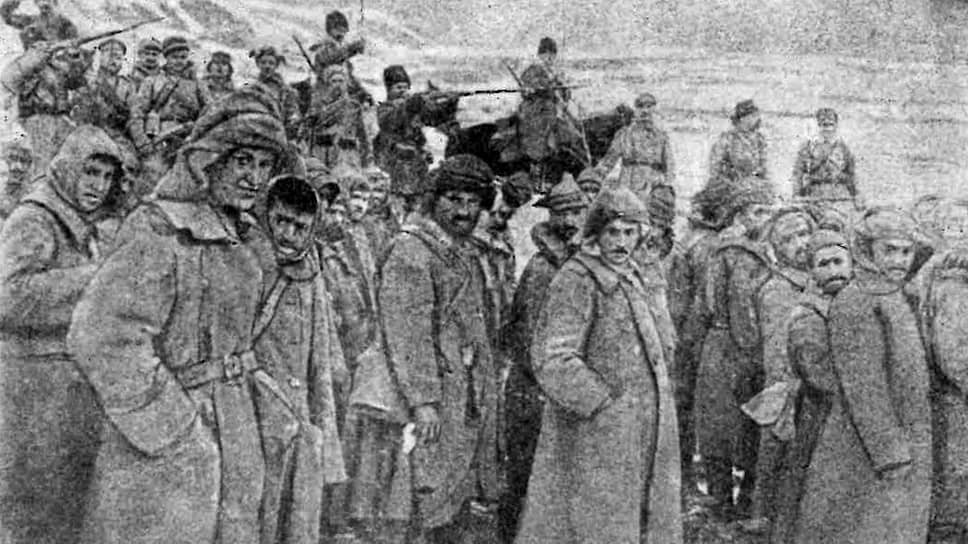 "In Turkish Muslim villages there is no family that would not have lost one or two of its members in the war" (pictured - Turkish soldiers in Russian captivity, 1915)