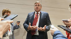 Первый заместитель председателя Центробанка России Сергей Швецов во время форума