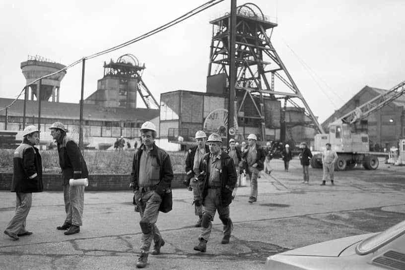 После длившейся почти год забастовки шахтеры вернулись к работе, не добившись ничего