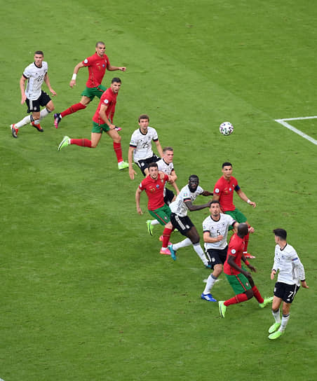 Матч между Португалией и Германией