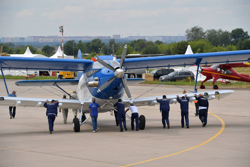 Многоцелевой легкий самолет ТВС-2МС