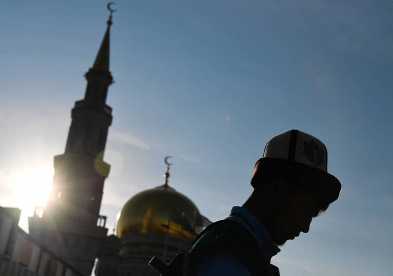 Московская соборная мечеть в день празднования Курбан-байрама 