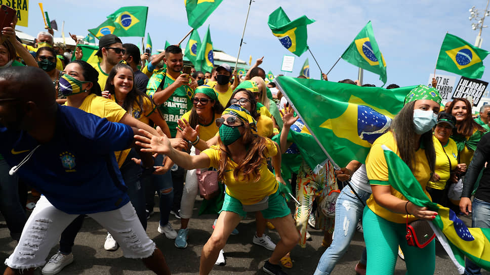 Как любовь и ненависть к президенту разделили Бразилию