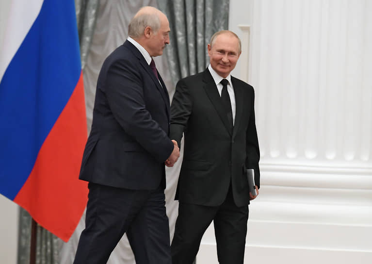 Президент Белоруссии Александр Лукашенко (слева) и президент России Владимир Путин 