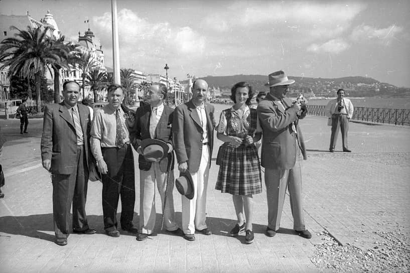 Советские кинематографисты на набережной Круазетт, название которой в 1946 году ничего не говорило любителям кино из СССР