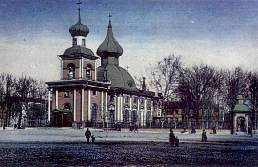Троицкий собор на Троицкой площади