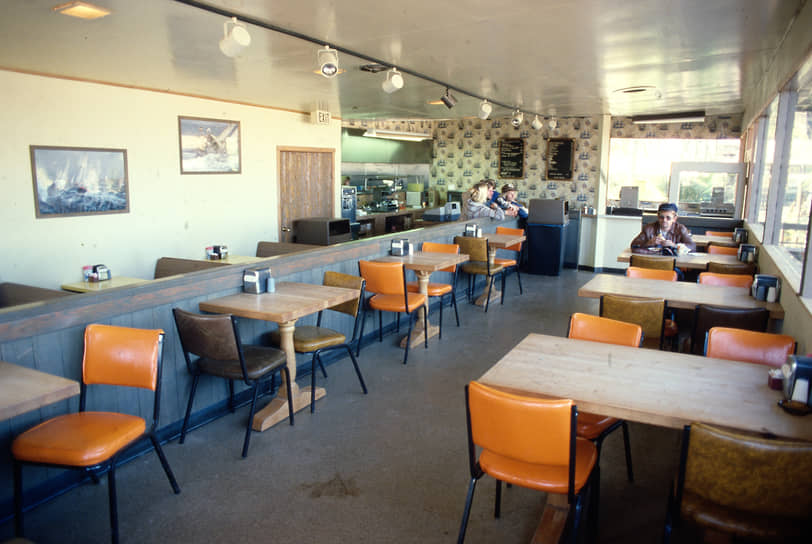 Ресторан Doug&#39;s Harbor Reef. Здесь Натали Вуд и компания ужинали вечером 28 ноября 1981 года