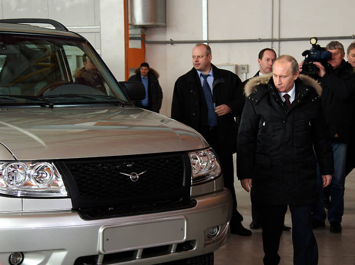 В 2000 году контрольный пакет акций завода приобрела компания «Северсталь-Авто» (вскоре сменившая название на Sollers). В 2009 году на тот момент премьер-министр Владимир Путин запустил автозавод Sollers во Владивостоке и прокатился за рулем собранного здесь УАЗа по цеху