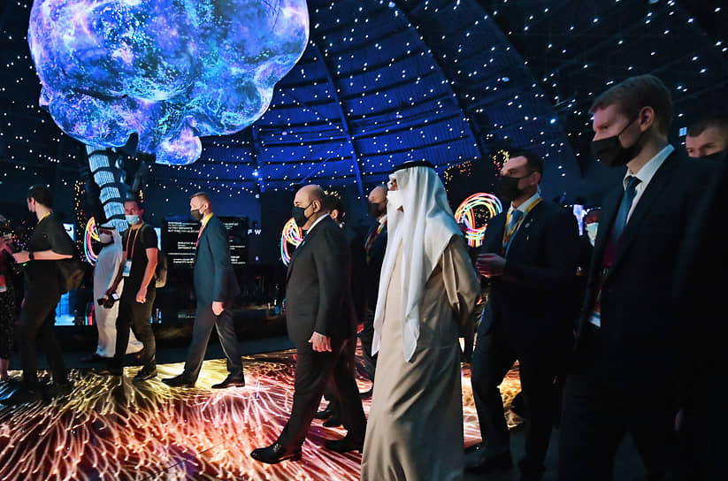 Михаил Мишустин пригласил руководство ОАЭ посетить Москву: «Я хочу поблагодарить организаторов выставки, руководителей Объединенных Арабских Эмиратов, и пригласить в Москву, которая является кандидатом на проведение &quot;Экспо-2020&quot;»
