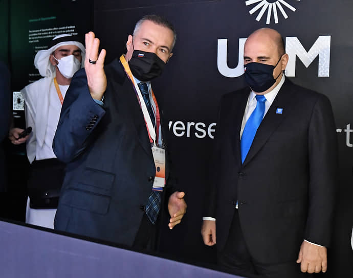 Глава USM Management Иван Стрешинский (слева) и премьер Михаил Мишустин на выставке «Экспо-2020»