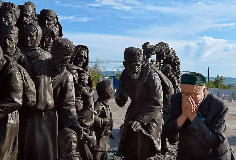 Траурные мероприятия в память о депортированных народах Крыма 