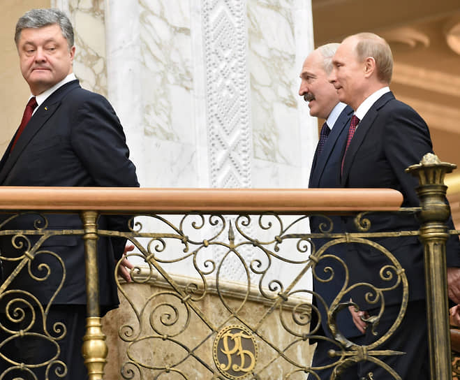 Слева направо: президенты Украины Петр Порошенко, Белоруссии Александр Лукашенко и России Владимир Путин перед началом саммита в «нормандском формате» по урегулированию кризиса на Украине, 2015 год