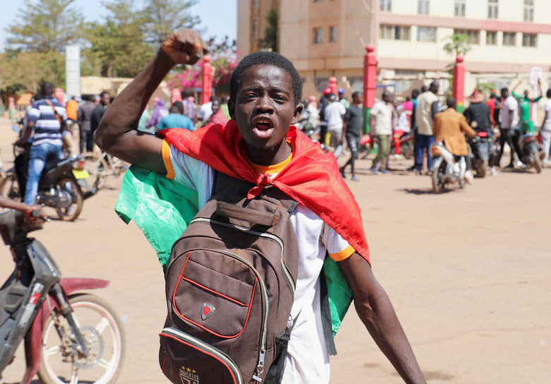 Поддерживающий военный переворот в Буркина-Фасо 