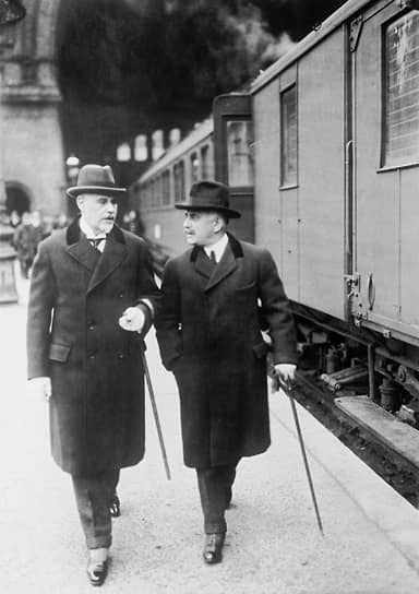 «Ратенау (на фото — слева) был очень нагл и совершенно недвусмысленно дал понять, что ни о каком соглашении с Германией до Генуи не может быть и речи»