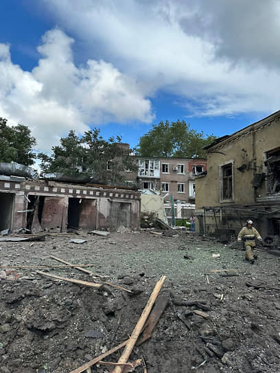 Последствия взрыва ракеты в центре Таганрога