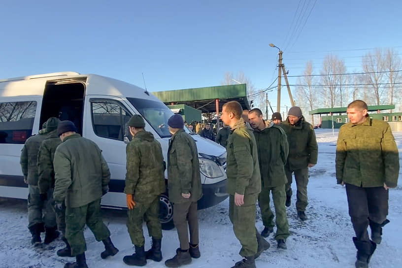 Возвращенные из плена российские военные