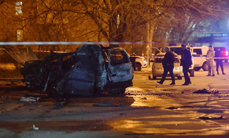 Взорванный автомобиль в центре Мелитополя