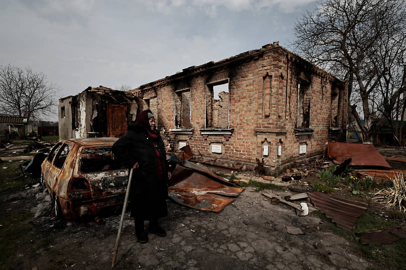 Жительница одного из разрушенных домов в селе Озера Киевской области