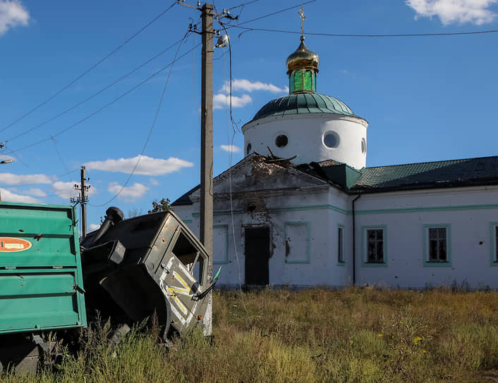 Пострадавшая церковь в селе Граково Харьковской области